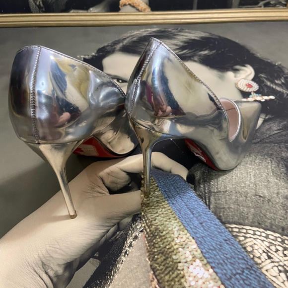 Heels.Size - 240 Measurement shown in the picture in CMS - Picture 11 of 16